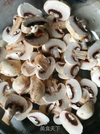 Stir-fried Mushrooms with Green Peppers recipe