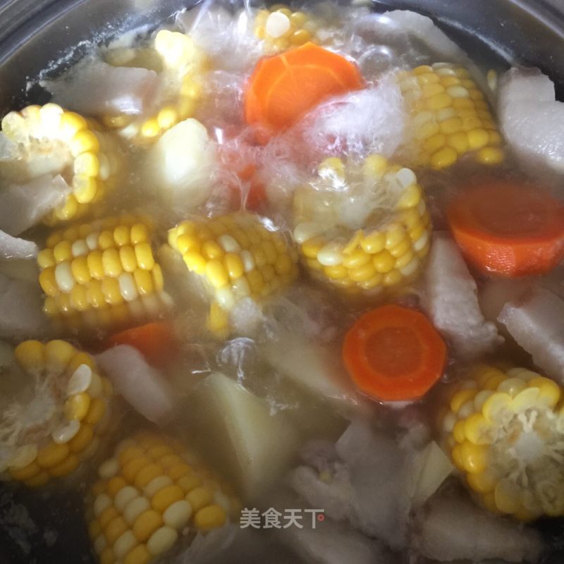 Corn Stewed Pork Soup recipe