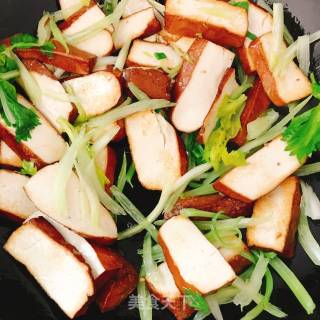 Celery Sauteed Dry recipe