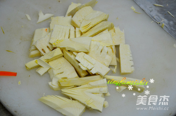 Assorted Fried Spring Bamboo Shoots recipe