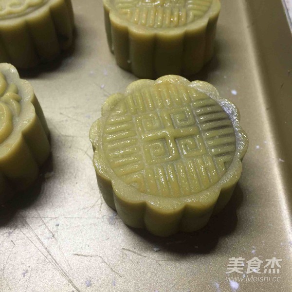 Cantonese Bean Paste Mooncake recipe