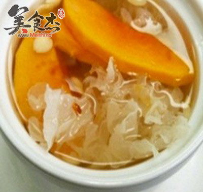 Stewed Papaya with Tremella recipe