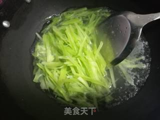 Cold Nest with Bamboo Shoots recipe