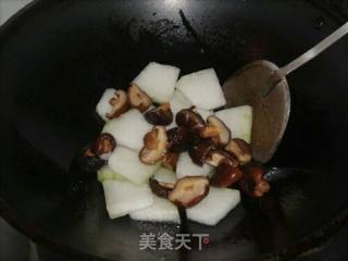 Mushroom, Fresh Shell and Winter Melon Soup recipe