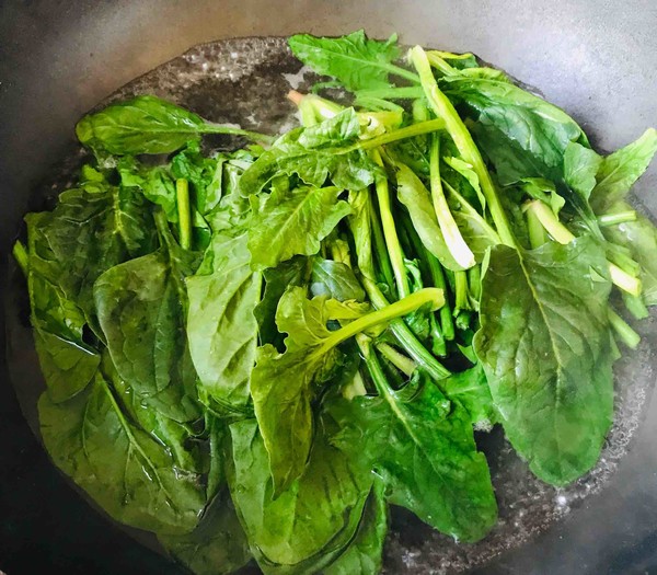 Spinach and Pork Liver Soup recipe