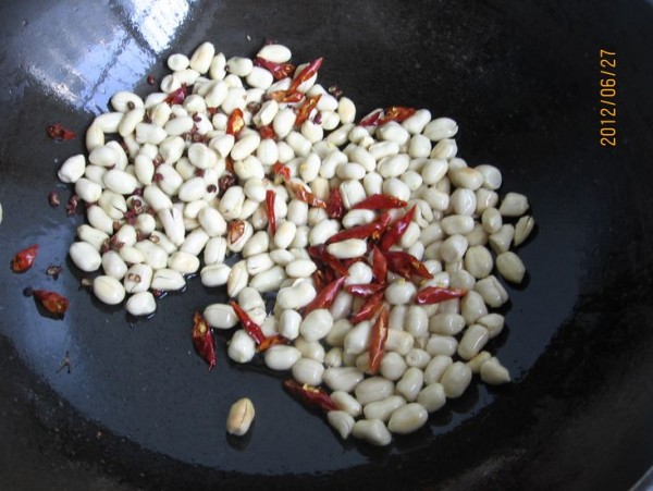 Spicy Peanuts recipe