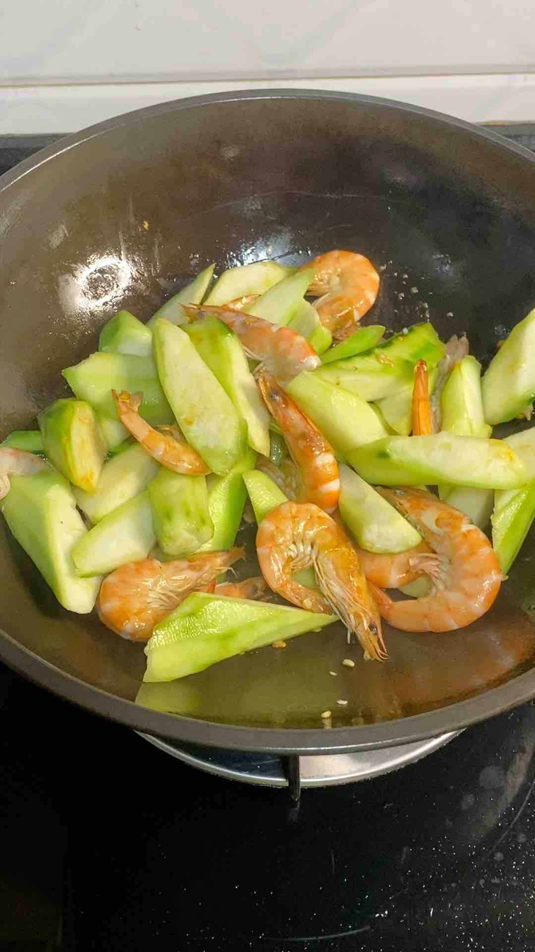 Seafood Loofah Vermicelli in Clay Pot recipe