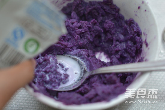 Purple Potato Pumpkin Salad Puree recipe