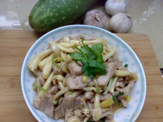 Stir-fried Pork with White Jade Mushroom recipe