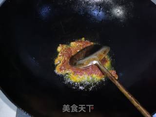 Stir-fried Shredded Pork with Cilantro and Carrots recipe