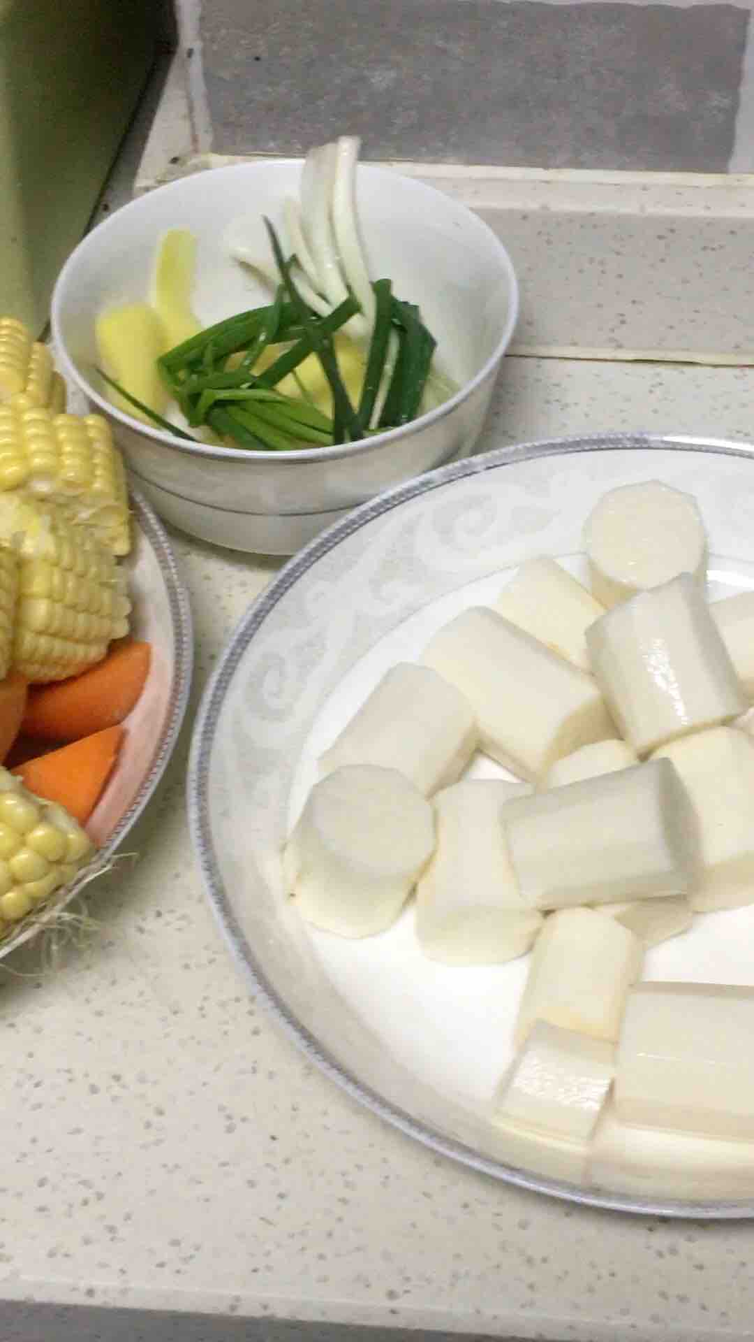 Yam and Corn Pork Ribs Soup recipe