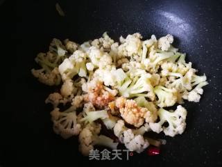 #团圆饭# Stir-fried Cauliflower recipe