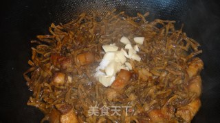 Roast Pork with Dried Beans recipe