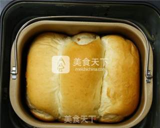 The Practice of Red Dates Condensed Milk Toast (bread Machine Version) recipe