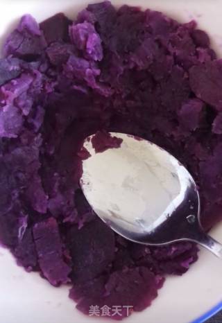 Purple Sweet Potato Toast Dim Sum recipe