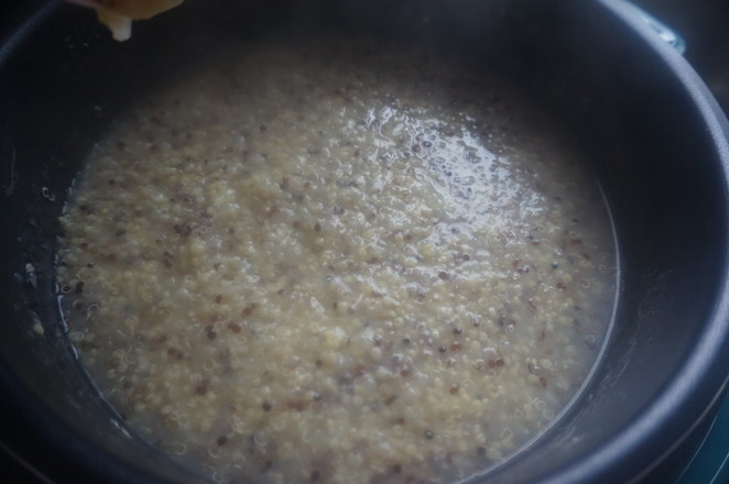 Nutritious and Delicious Healthy Porridge for Clearing The Intestines and Nourishing The Stomach-chia Seed Quinoa recipe