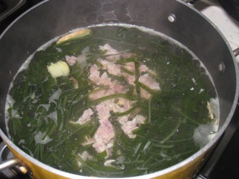 Seaweed Egg Soup recipe