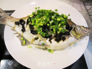 Lingnan Lam Kok Steamed Bream recipe