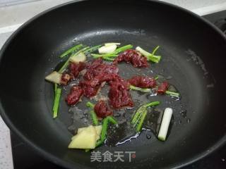 Stir-fried Beef with Bitter Gourd recipe