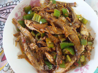 Dry Stir-fried Small Fish recipe