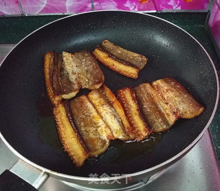 Pan-fried Eel with Sauce recipe