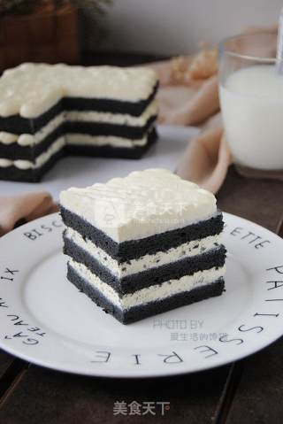#aca烤明星大赛#bamboo Charcoal Butter Cake recipe