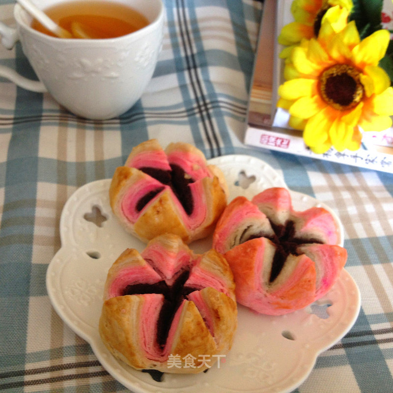 Lotus Crisp-winning Works of Lezhong Colorful Summer Baking Competition recipe