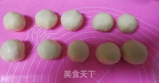 Su's Bean Paste and Egg Yolk Mooncake recipe