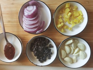 Chicken Wings with Garlic and Black Beans in Claypot recipe