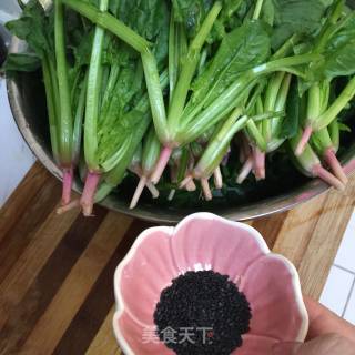 Spinach with Sesame Seeds recipe