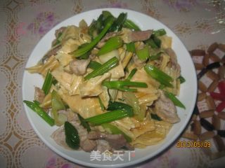 Fried Pork with Yuba recipe