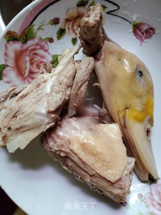 Duck Skeleton Yam in Clay Pot recipe