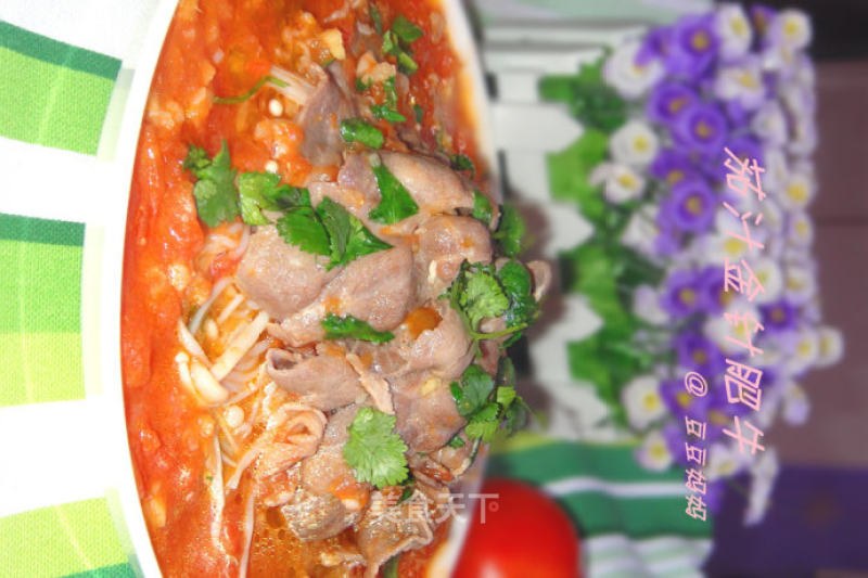 An All-you-can-eat Delicacy-beef with Tomato Sauce and Golden Needles recipe