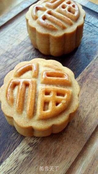#新良首第纽约大赛#cantonese-style Egg Yolk Lotus Paste Mooncakes recipe