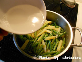 Sword Bean and Potato Chips---vegetarian Hot Stir-fry recipe