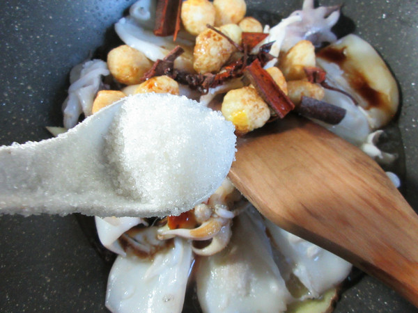 Fried Eggs and Cuttlefish recipe