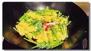 Scrambled Eggs with Artemisia Stalk recipe