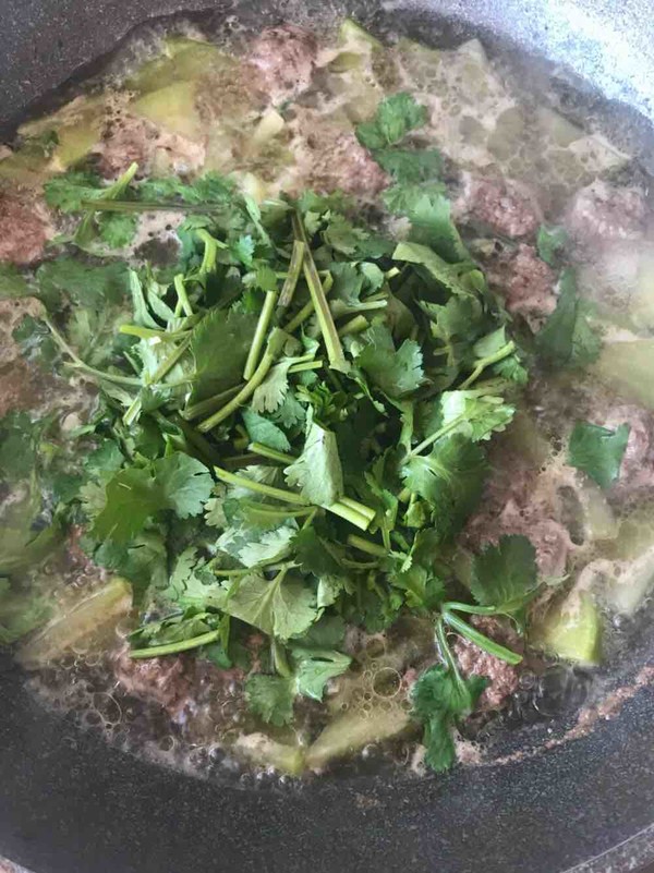 Beef Meatballs and Radish Soup recipe