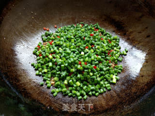 Stir-fried Minced Pork with Garlic Moss recipe