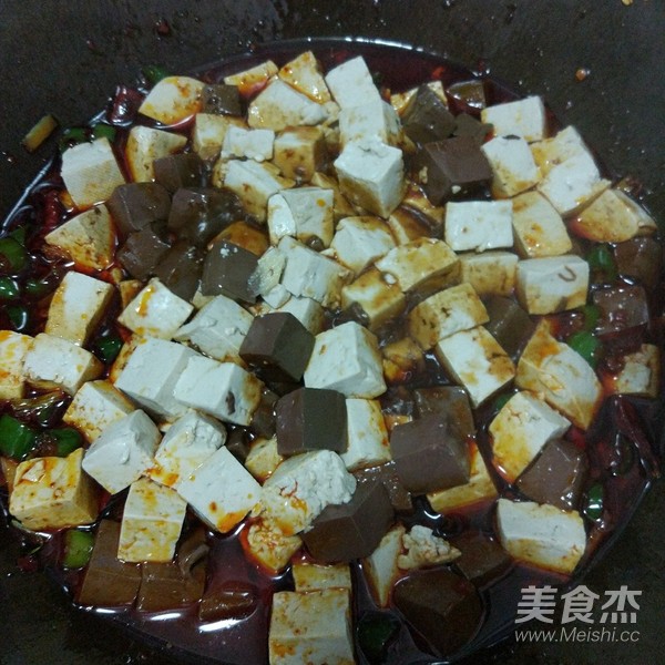 Roasted Duck Blood Tofu with Douban recipe