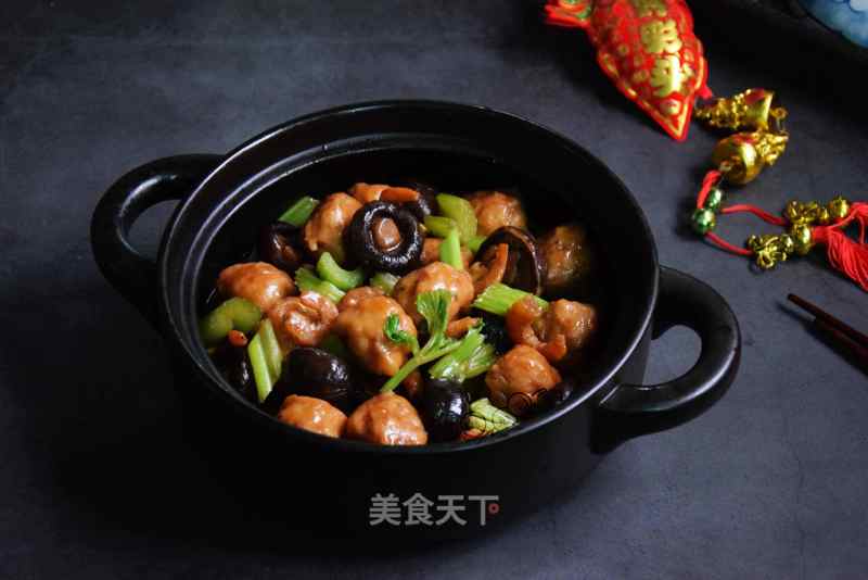 Braised Fish Balls with Mushrooms and Shrimp Rice recipe