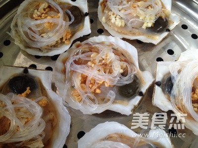 Steamed Scallops with Garlic Vermicelli recipe