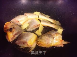 Yellow Croaker Stew Pot recipe