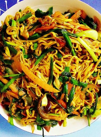 Fried Noodles with Ham and Vegetables recipe