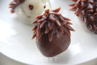 Cute Little Hedgehog Snowy Mooncakes recipe