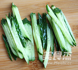 Crispy Bean Cucumber Peel recipe