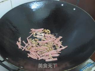 Stir Fried Hor Fun with Three Silks recipe