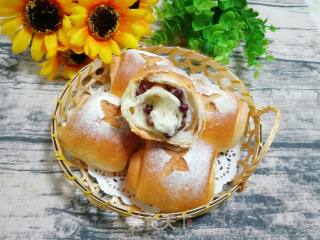 Light Cream Honey Bean Meal Buns recipe