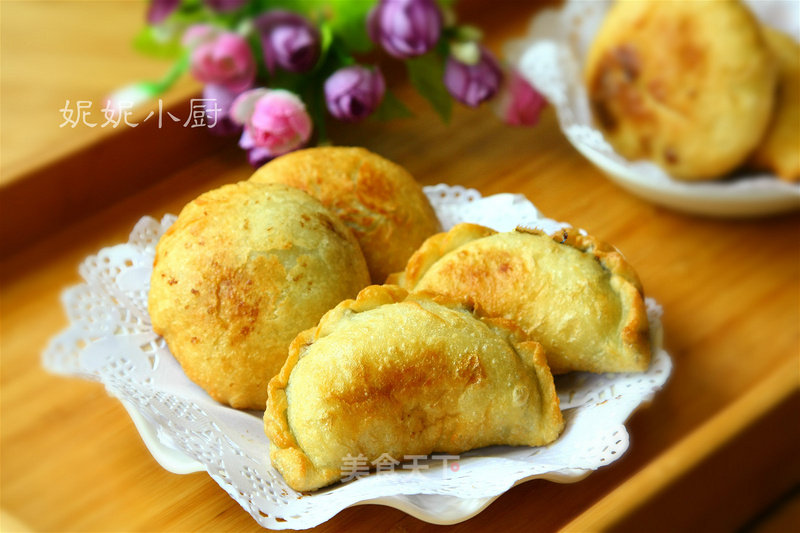 #aca烤明星大赛# Hot Noodles and Brown Sugar Fried Cake recipe