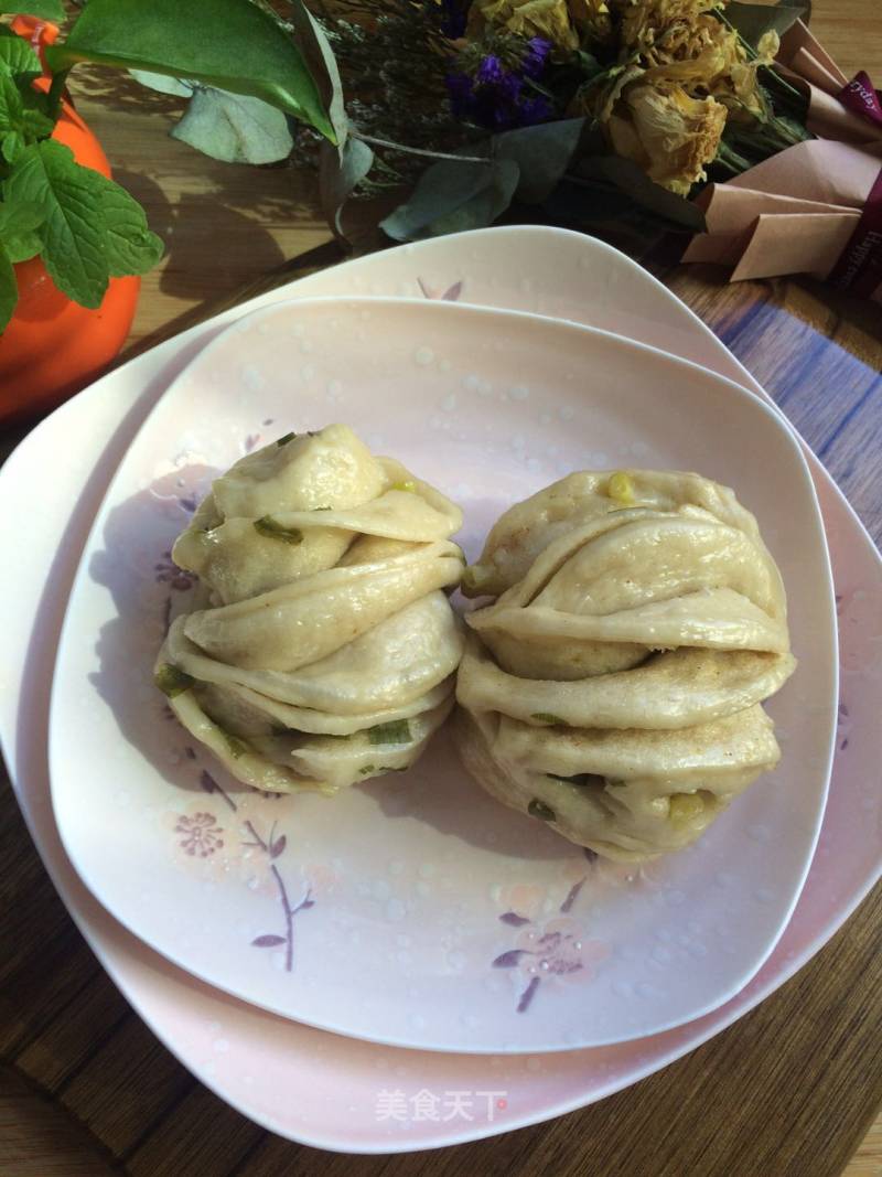 Scallion Flower Roll recipe